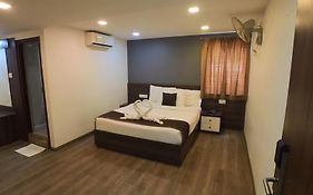 Hotel Royal Inn - Electronic City